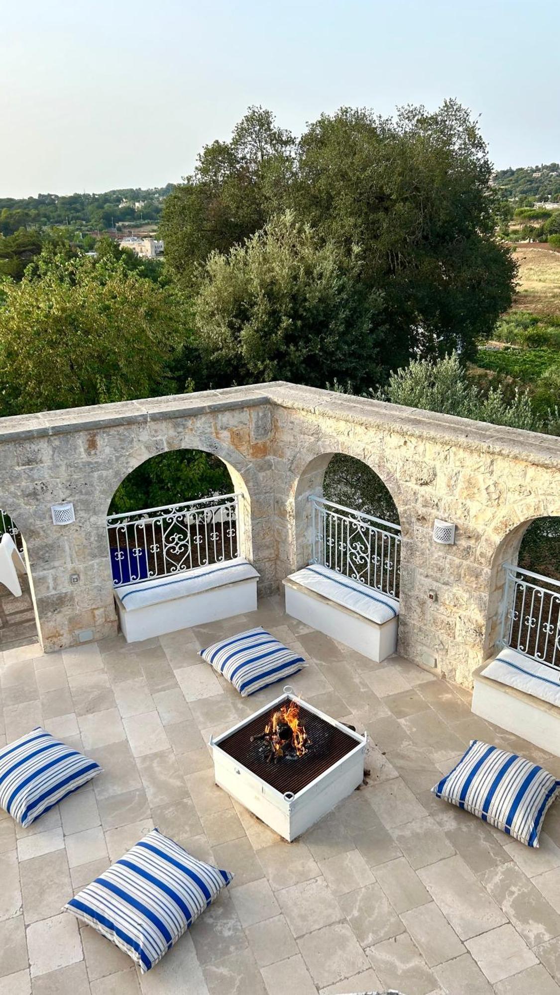Bed and Breakfast Il Trullo Di Simona Locorotondo Exterior foto