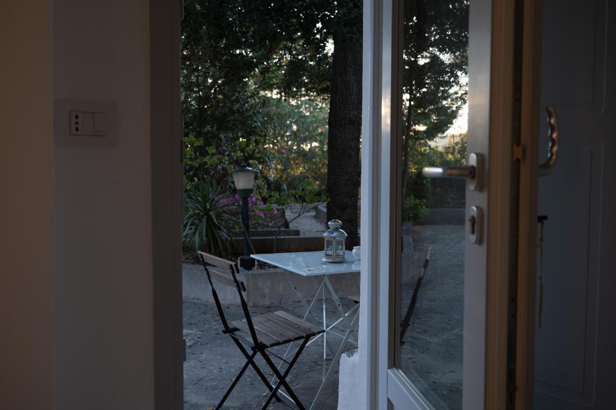 Bed and Breakfast Il Trullo Di Simona Locorotondo Exterior foto
