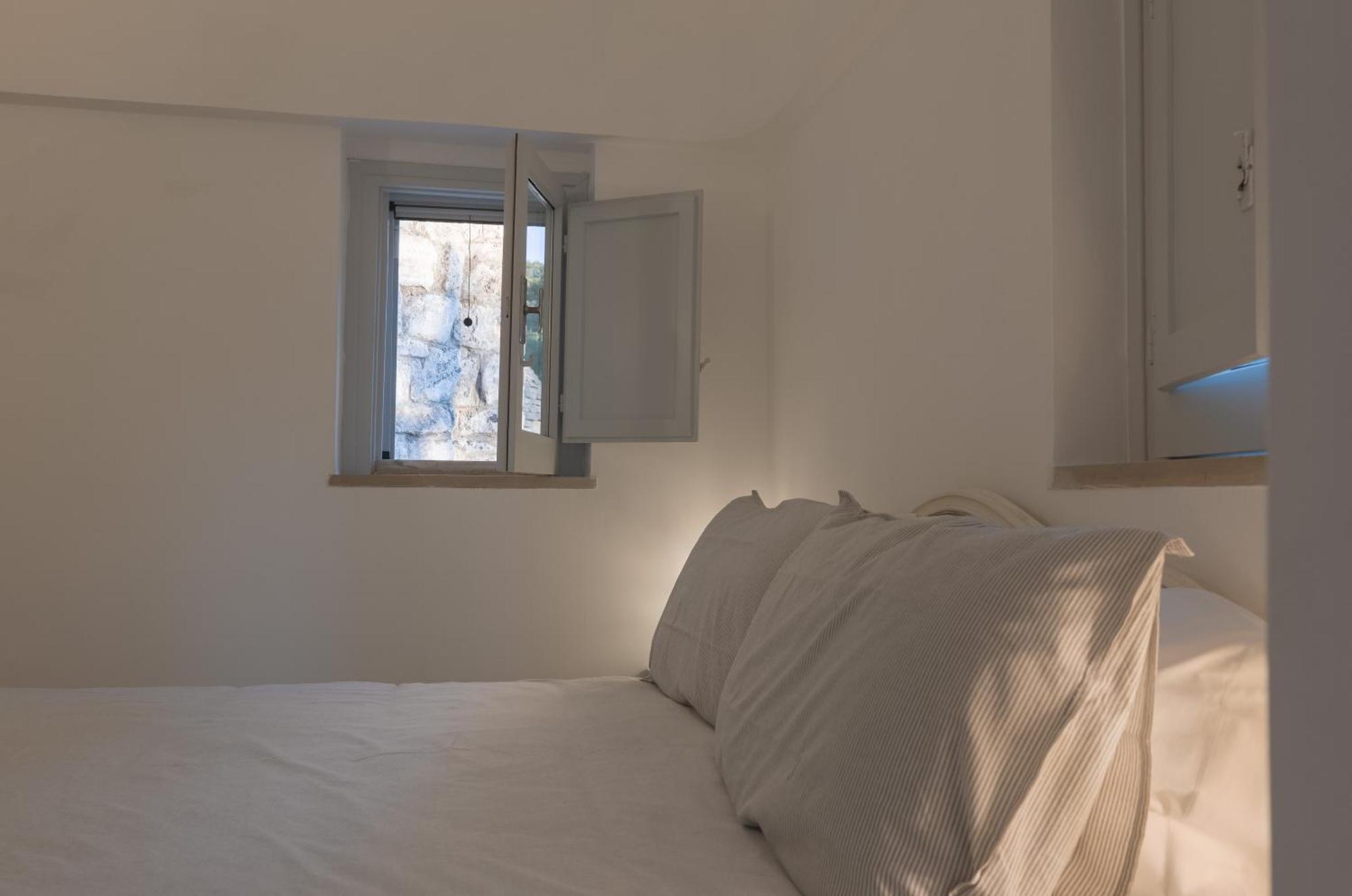 Bed and Breakfast Il Trullo Di Simona Locorotondo Exterior foto